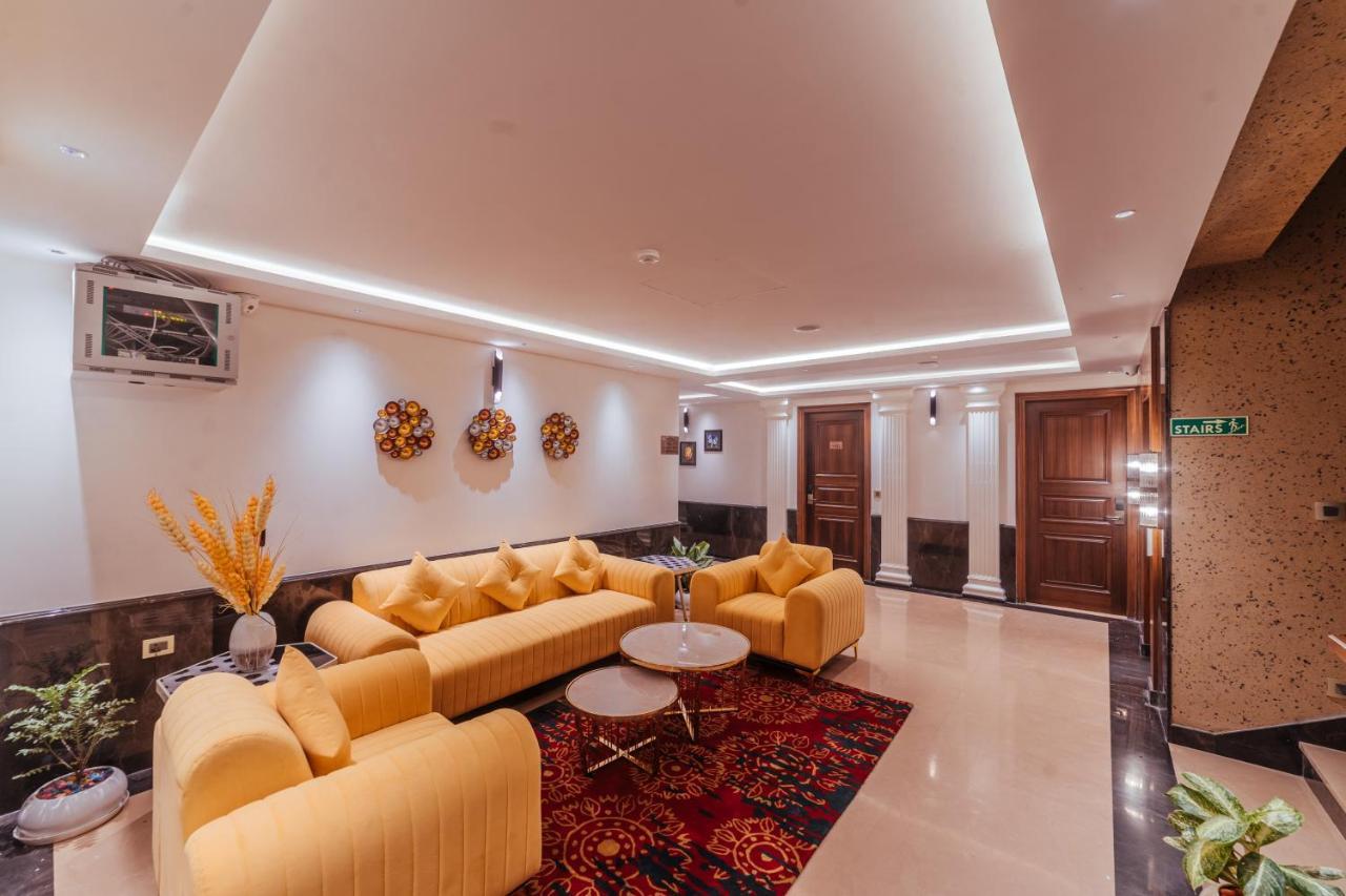 The Ramayana Hotel, Ayodhya Extérieur photo