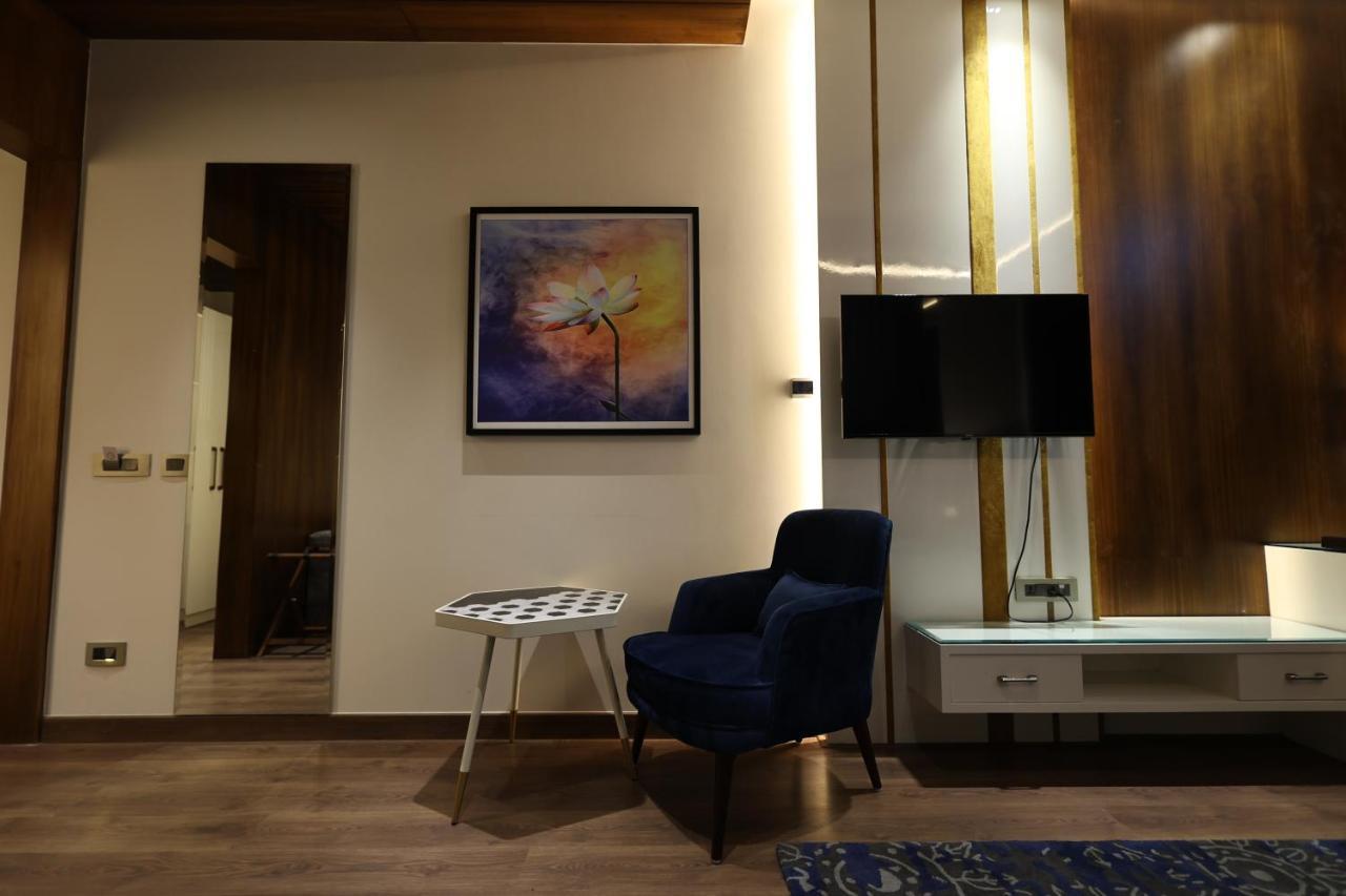 The Ramayana Hotel, Ayodhya Extérieur photo