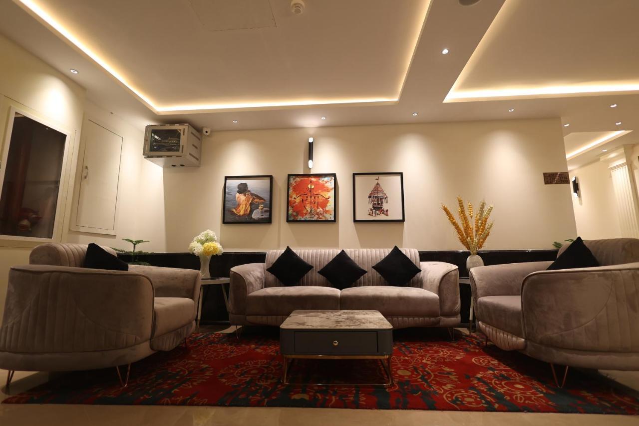 The Ramayana Hotel, Ayodhya Extérieur photo