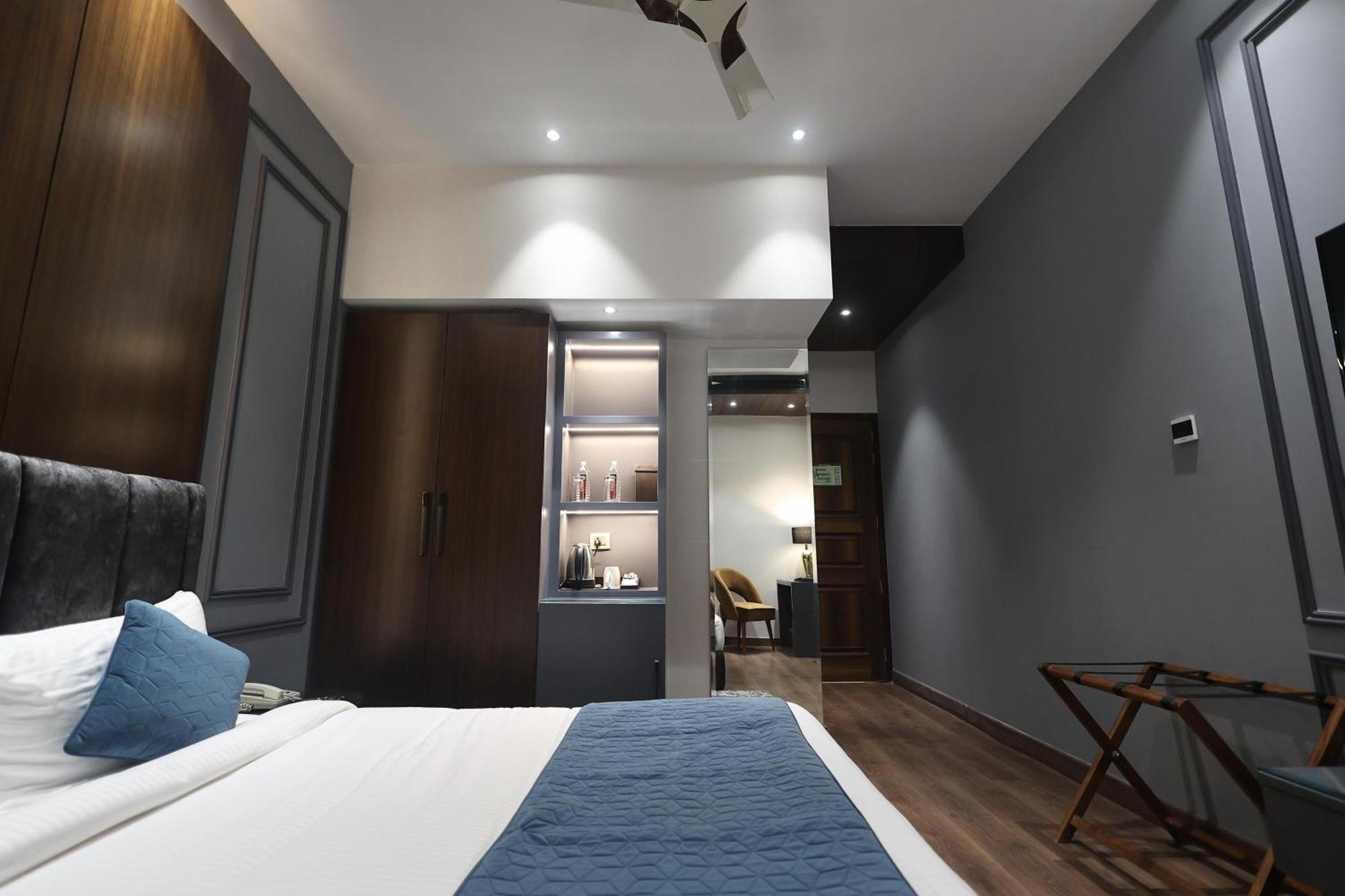 The Ramayana Hotel, Ayodhya Extérieur photo
