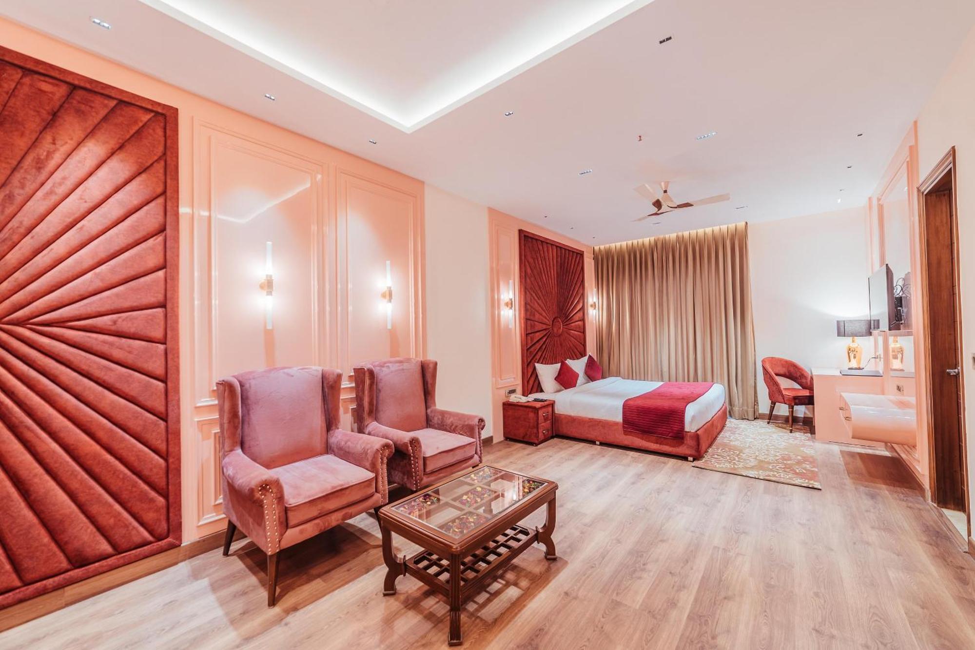The Ramayana Hotel, Ayodhya Extérieur photo