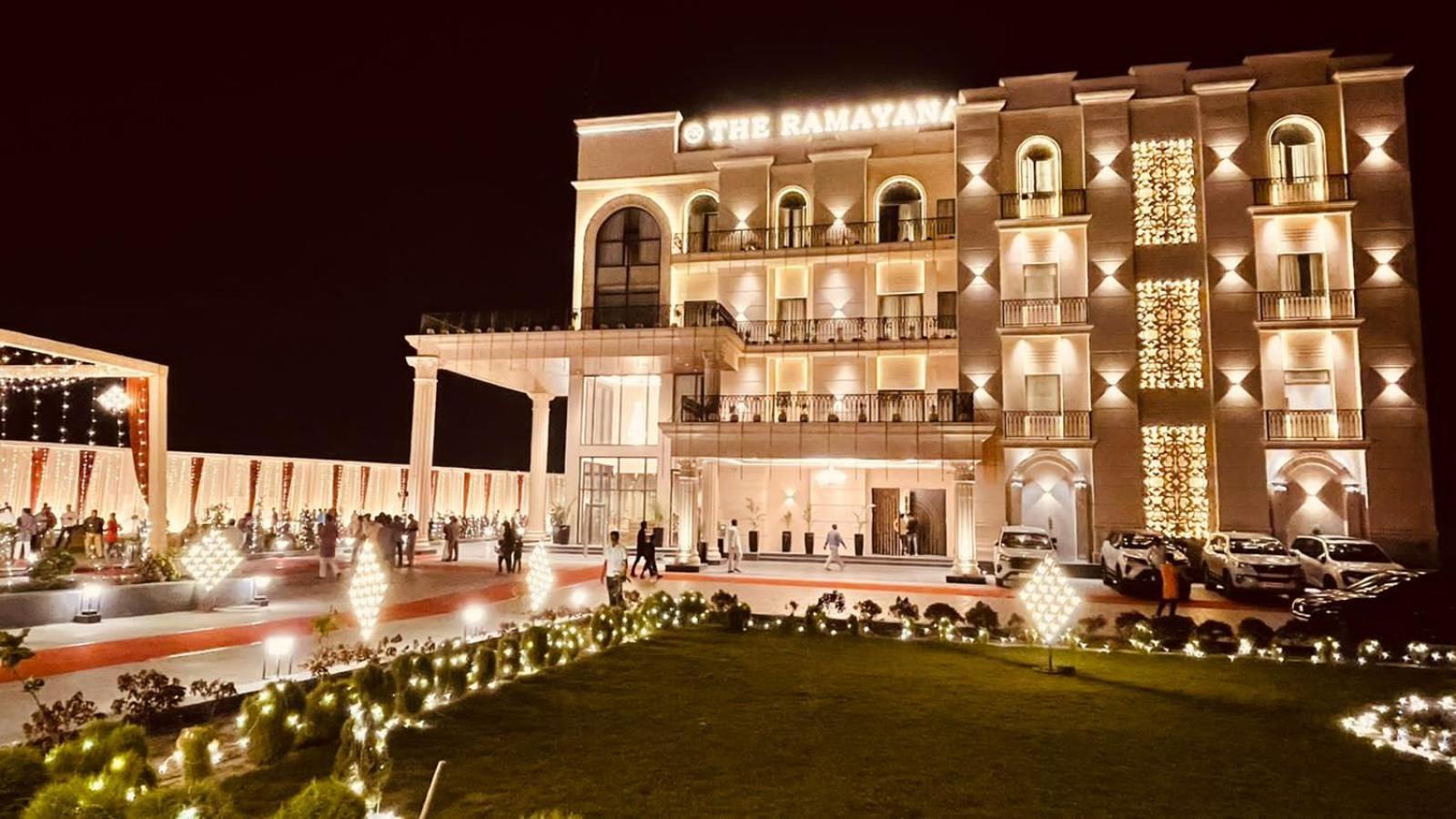 The Ramayana Hotel, Ayodhya Extérieur photo